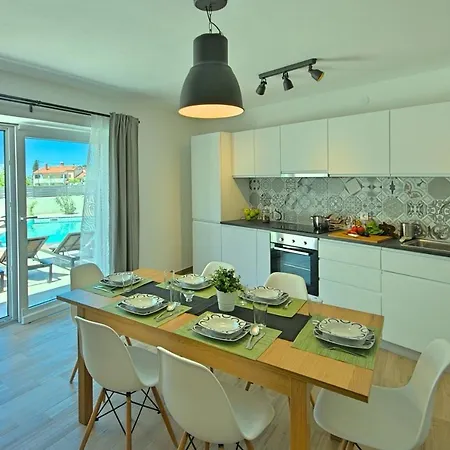 Latini - #a43352 Сasa de vacaciones Juršići